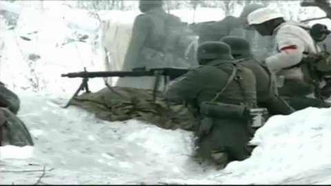 Sống lại cuộc bao vây lịch sử của phát-xít Đức Thế chiến II